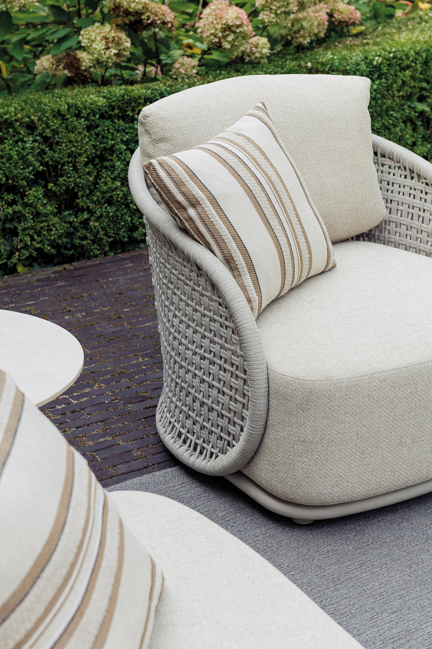 Gescova Amora Lounge